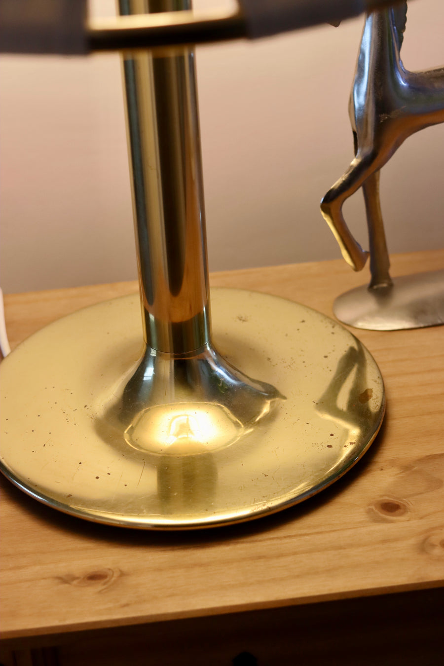 1970's Large Brass Table lamp designed by Anna Ehrner for Ateljé Lyktan Åhus Noah Ancienne