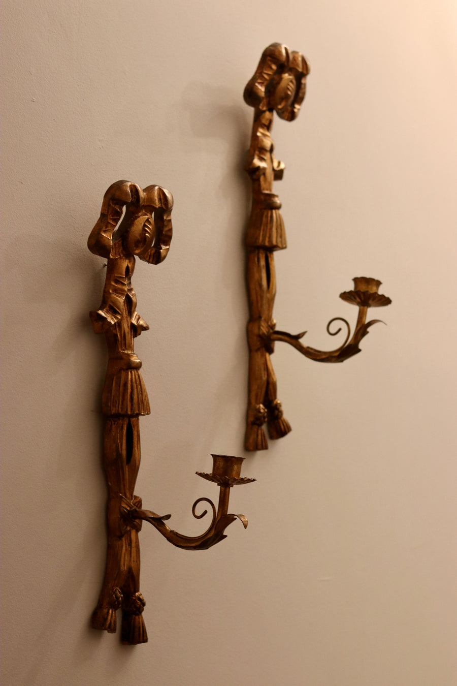 Pair of Mid-Century Italian Gilded Bow Sconces Noah Ancienne