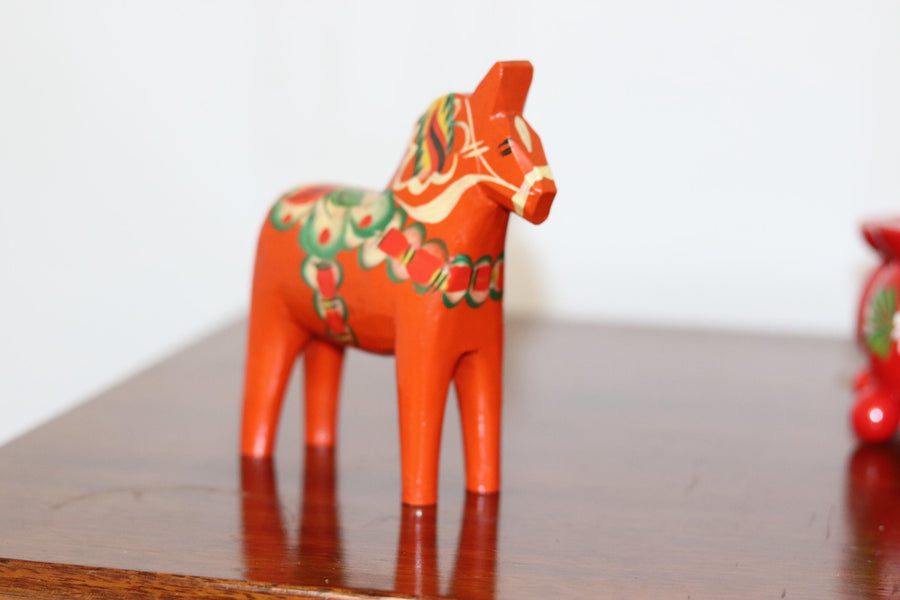 Swedish Dala Horses Noah Ancienne