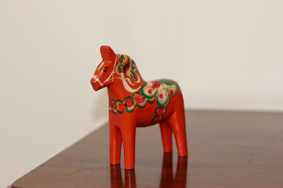 Swedish Dala Horses Noah Ancienne