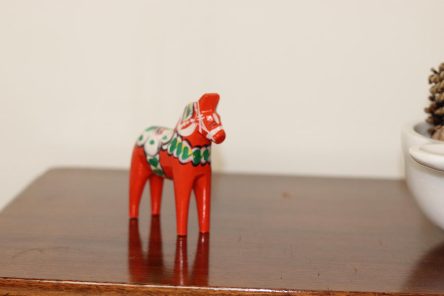 Swedish Dala Horses Noah Ancienne